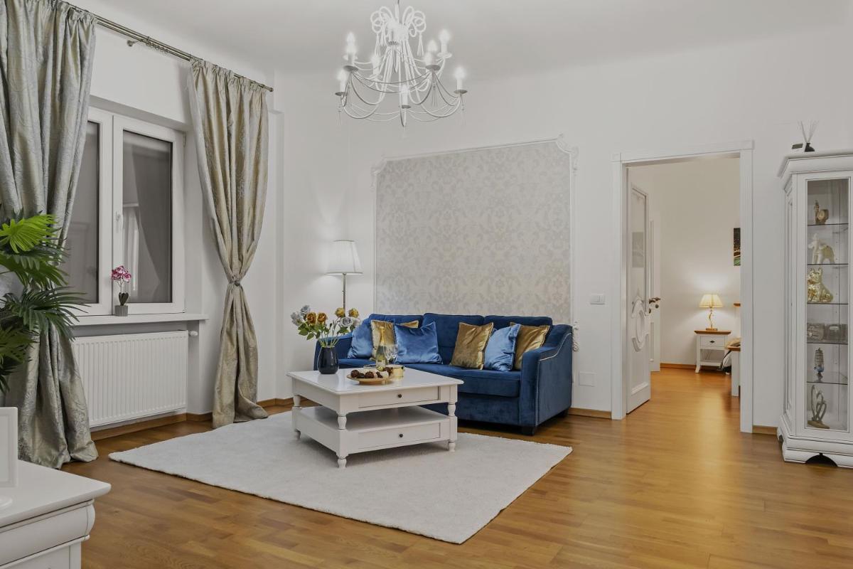 Sweet Luxury Three Rooms Apartment City Center Universitate
