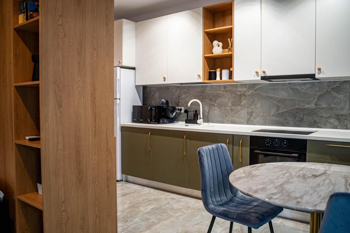 The Cosmopolitan Studio