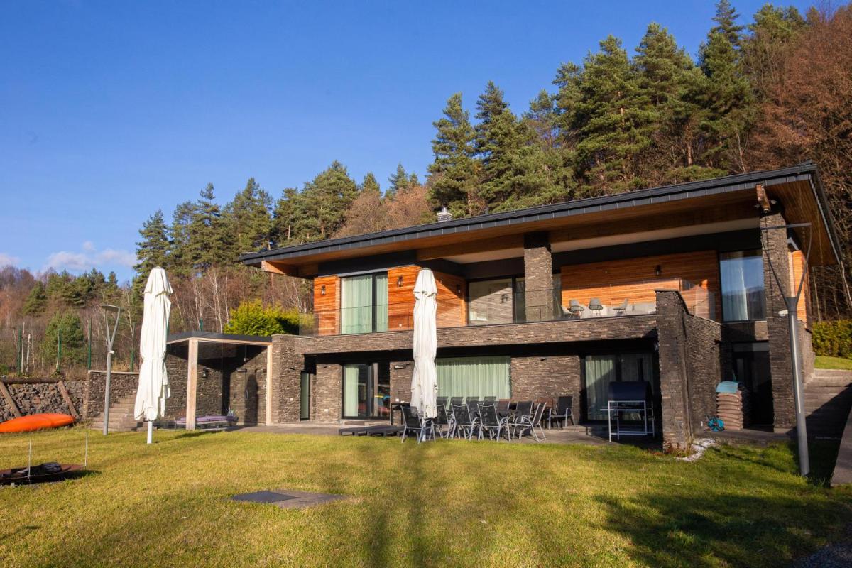 VILA ESCAPE - Pe Malul Lacului Firiza,Maramures