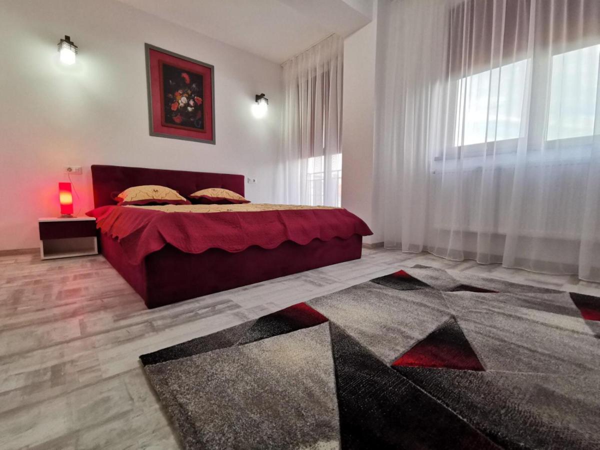 Violet Apartment-Brilliant Apartments