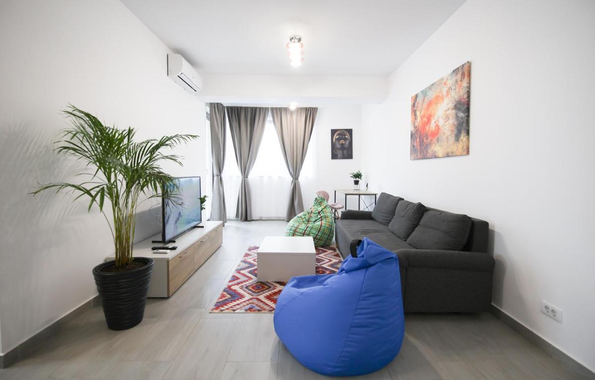 Vitan Central Oasis - FREE Secured Private PARKING - Self Check-in -