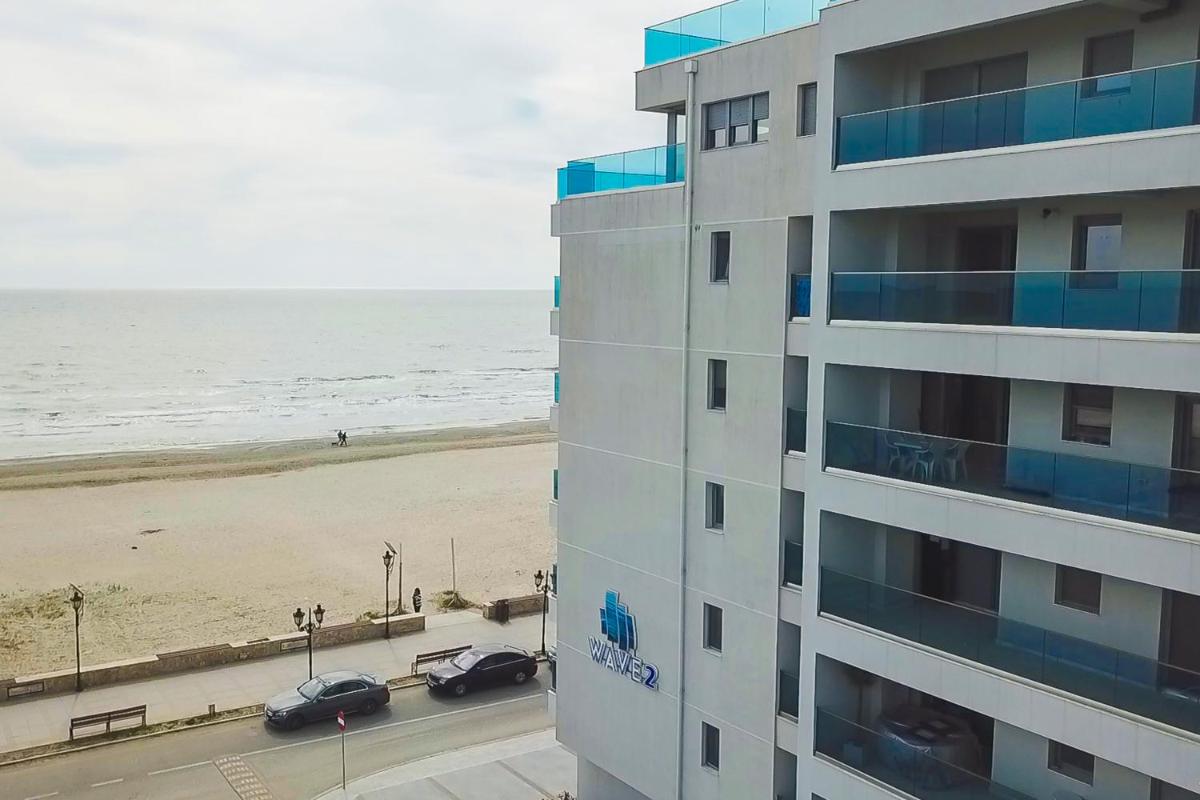 WAVE 2 Promenada Apartments
